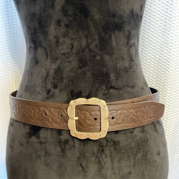 Nine West 1 3/8” Brown Leather Belt Size Medium NWOT - Picture 1 of 7